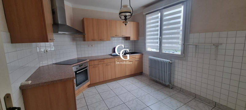 Maison - 83 m² - 6 pièces