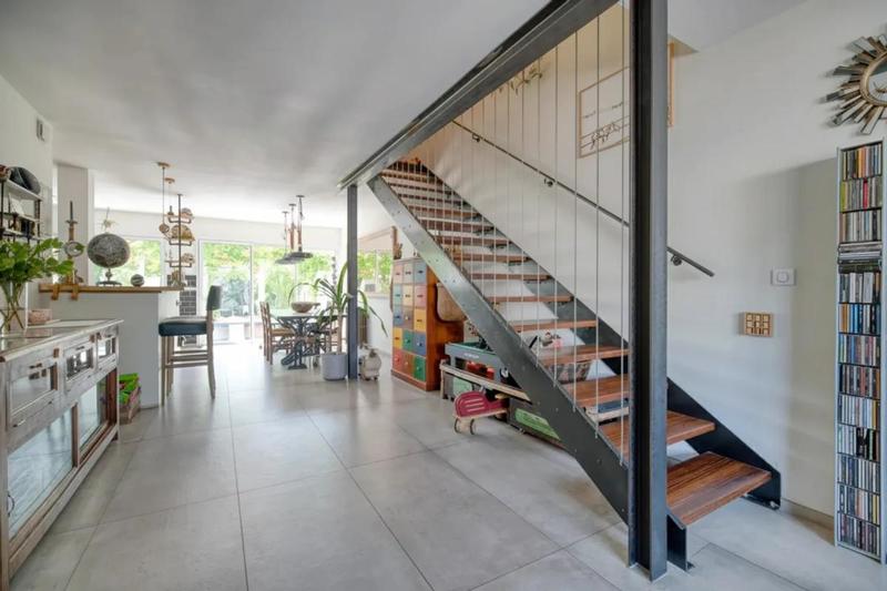 Maison - 190 m² - 6 pièces