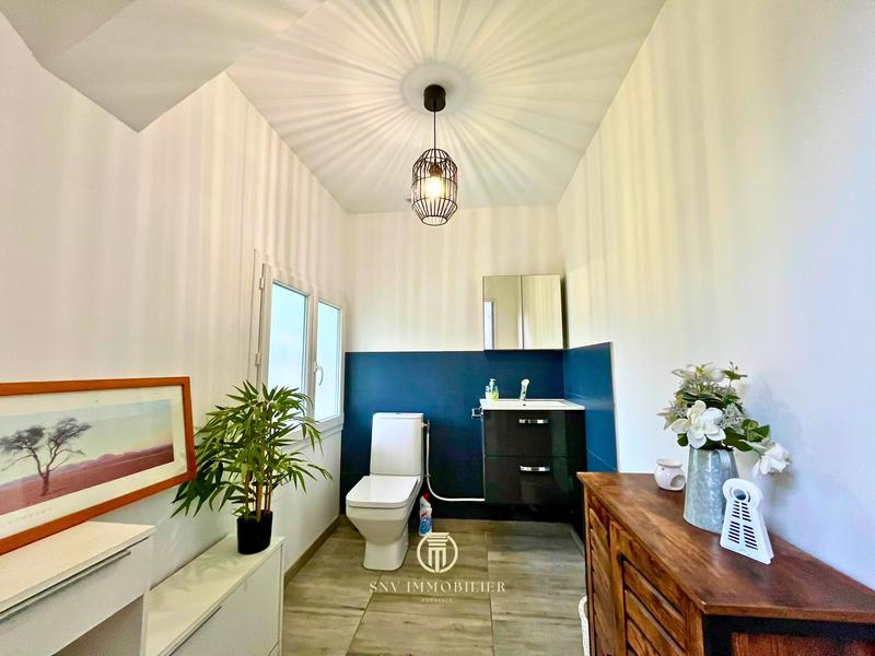 Propriété - 430 m² - 11 pièces