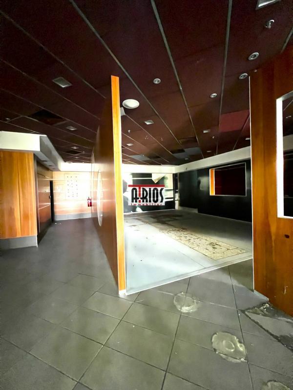 Local d'activité / Entrepôt - 650 m²