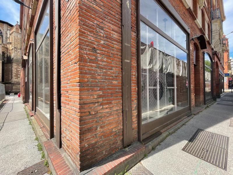 Local commercial - 178 m² - 2 pièces