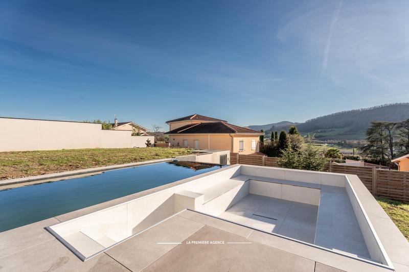 Maison contemporaine - 137 m² - 5 pièces