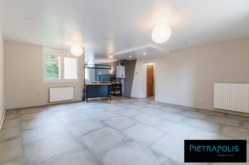 Appartement - 97 m² - 4 pièces