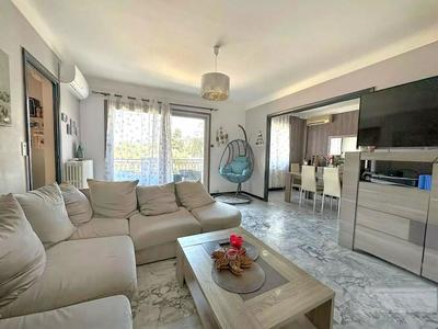 Maison - 157 m² - 7 pièces