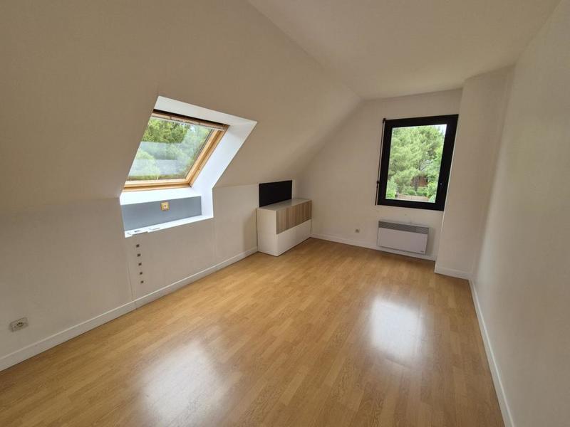 Maison - 170 m² - 5 pièces