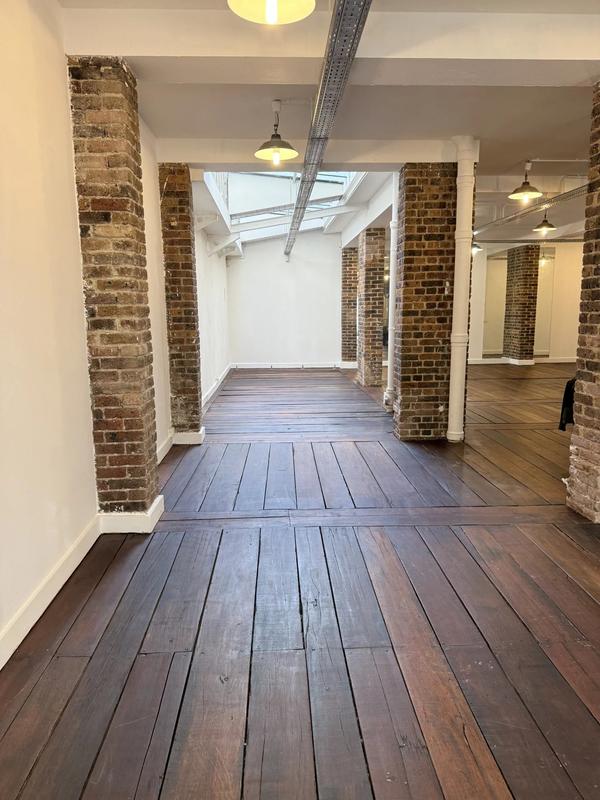 Local commercial - 267 m²