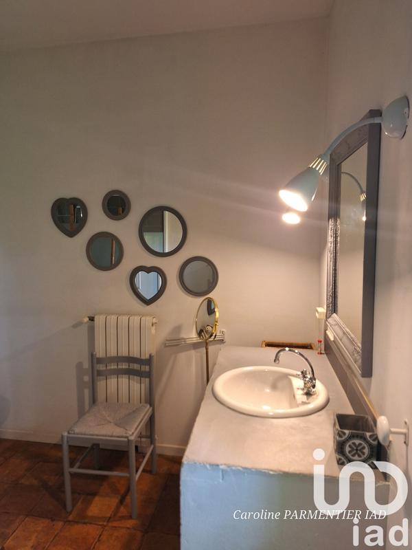 Maison - 460 m² - 10 pièces