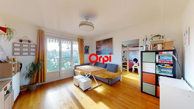 Appartement - 77 m² - 4 pièces