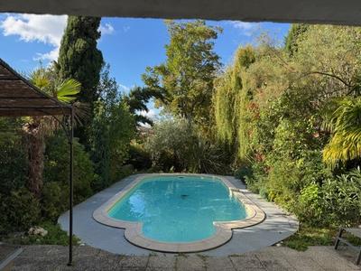 Maison ancienne - 200 m² - 5 pièces