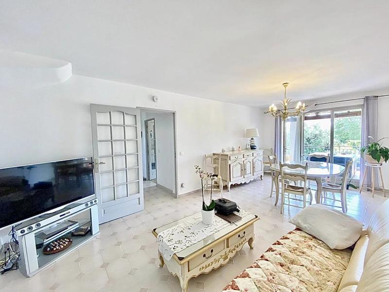 Maison jumelée - 115 m² - 5 pièces