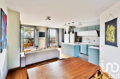 Appartement - 82 m² - 4 pièces