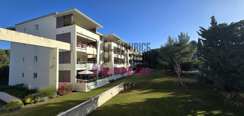 Appartement - 92 m² - 4 pièces