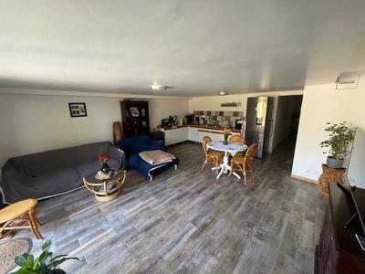 Maison - 360 m² - 12 pièces