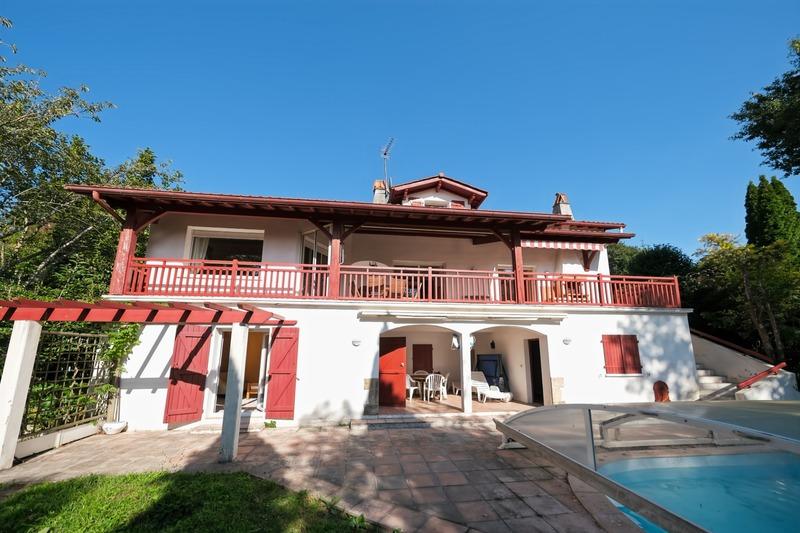 Maison - 190 m² - 5 pièces