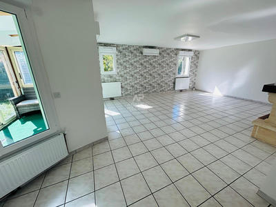 Maison - 182 m² - 7 pièces