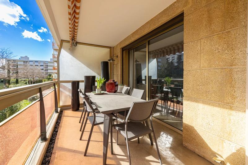 Appartement - 101 m² - 3 pièces