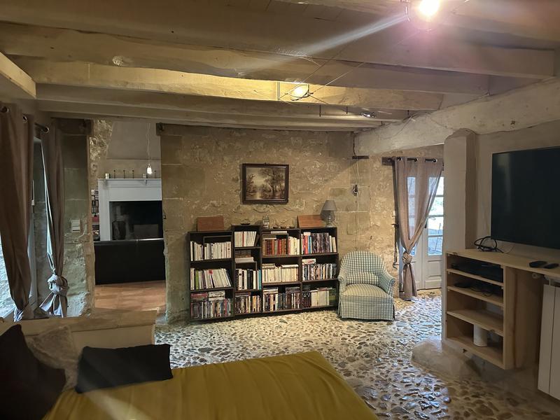 Maison - 216 m² - 5 pièces