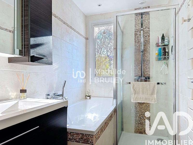 Maison - 106 m² - 6 pièces