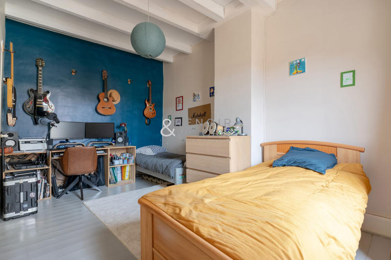 Appartement - 101 m² - 5 pièces