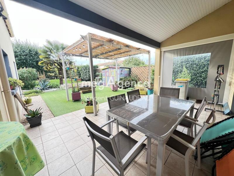 Maison - 96 m² - 4 pièces