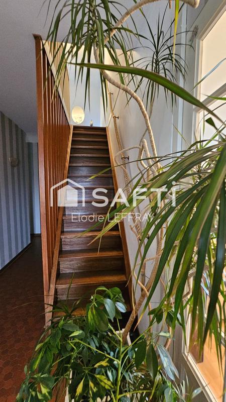 Maison - 165 m² - 6 pièces