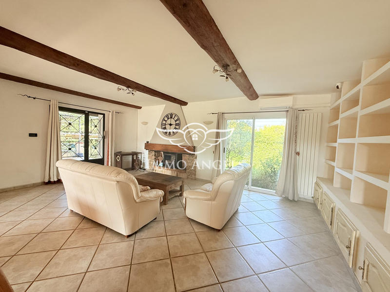 Maison - 137 m² - 6 pièces