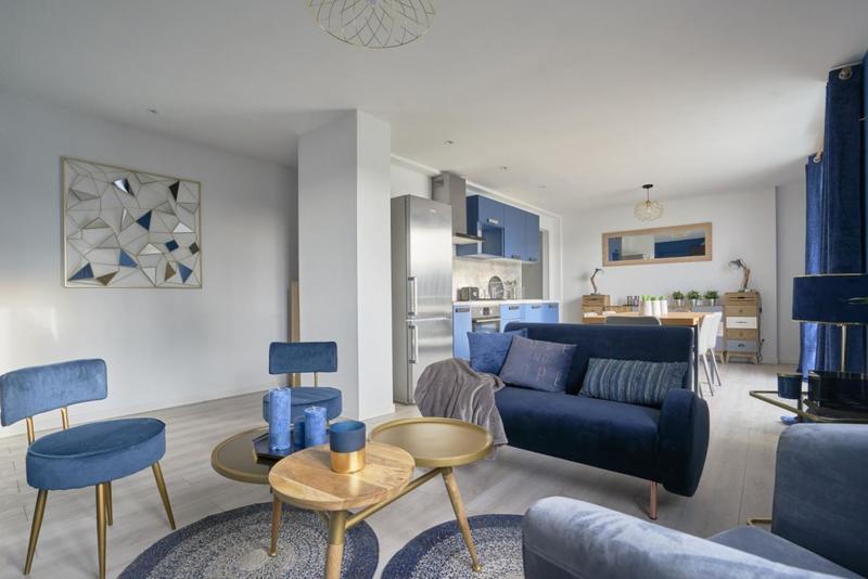 Appartement - 92 m² - 6 pièces