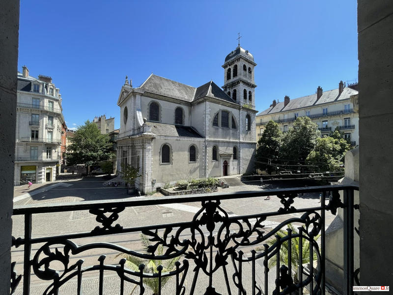 Appartement - 136 m² - 4 pièces