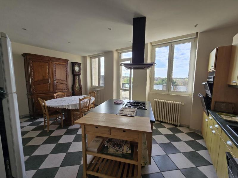 Maison bourgeoise - 330 m² - 10 pièces