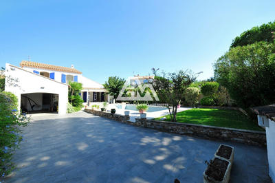 Villa - 142 m² - 6 pièces