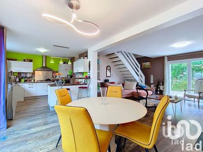 Maison - 110 m² - 6 pièces