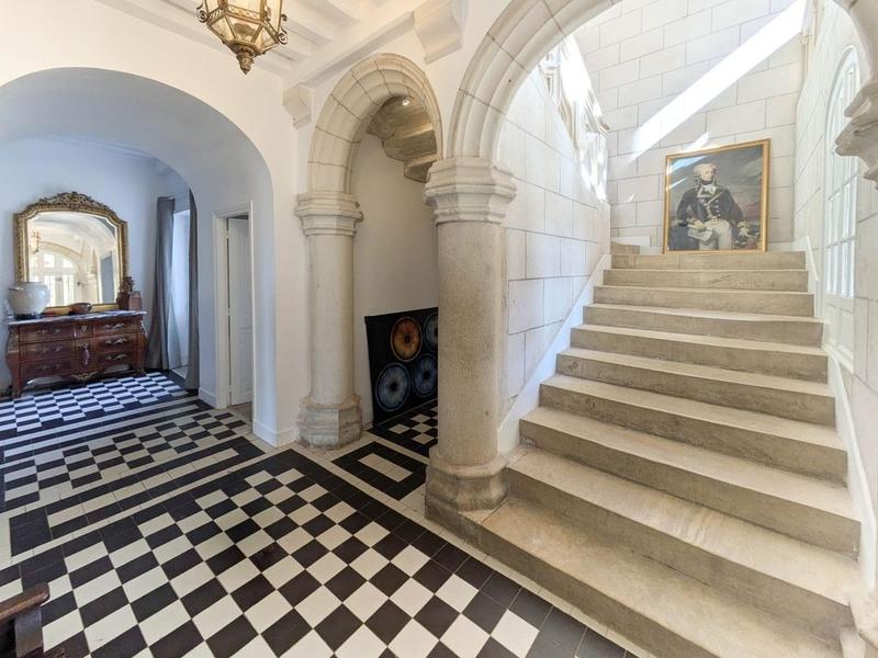 Manoir - 1 100 m² - 20 pièces