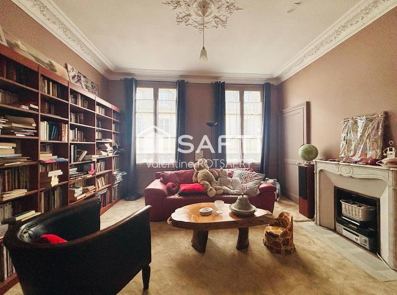 Hôtel particulier - 590 m² - 16 pièces