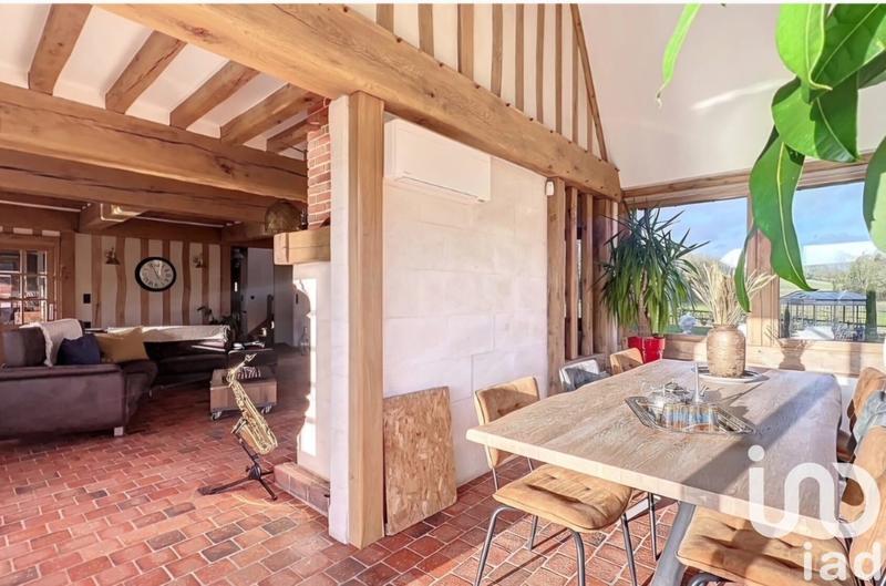 Maison - 262 m² - 8 pièces