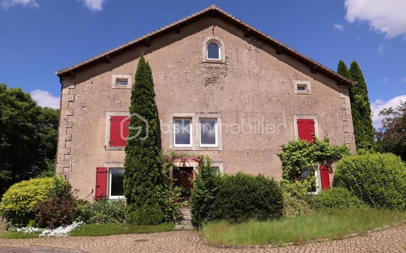 Corps de ferme - 410 m² - 9 pièces