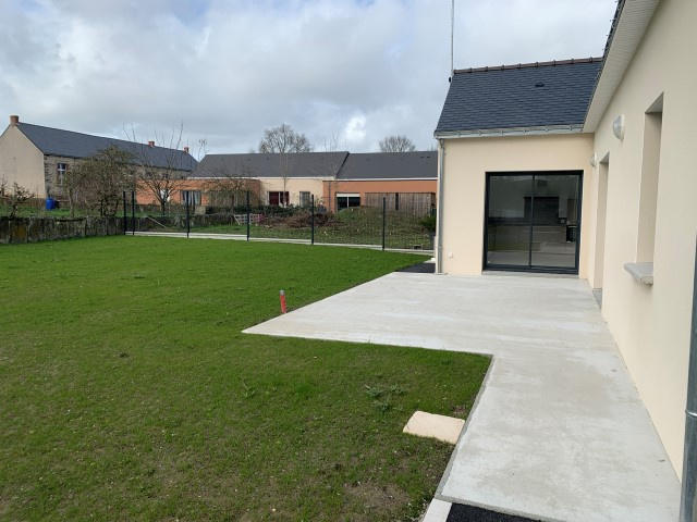 Maison - 99 m² - 3 pièces