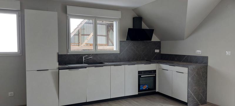 Maison - 95 m² - 4 pièces