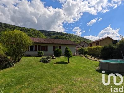 Maison - 120 m² - 5 pièces