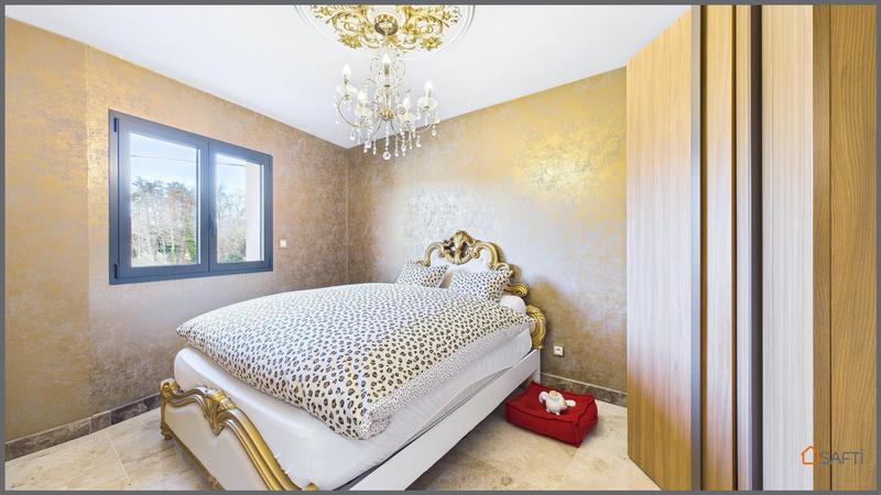 Maison - 101 m² - 6 pièces