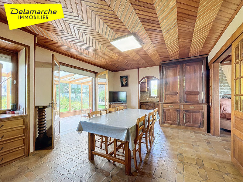 Maison - 204 m² - 8 pièces