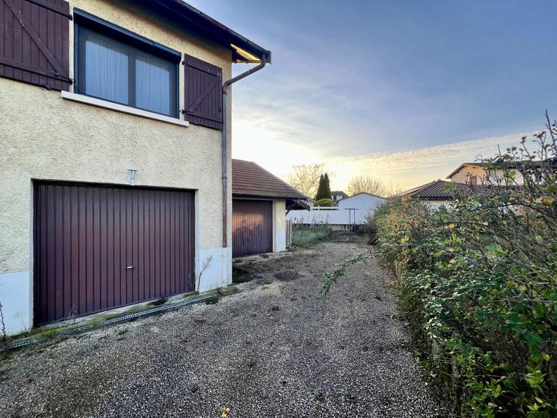 Maison - 138 m² - 5 pièces