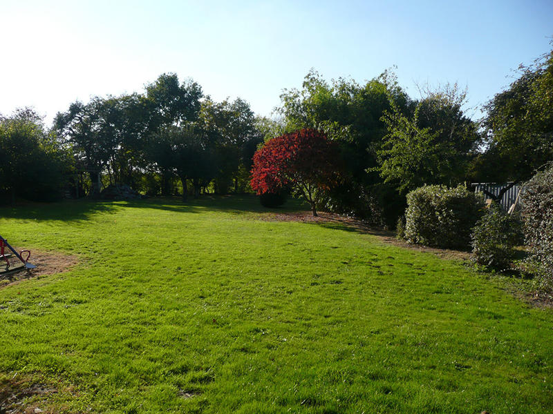 Maison - 270 m² - 6 pièces