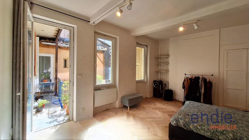 Appartement - 94 m² - 4 pièces