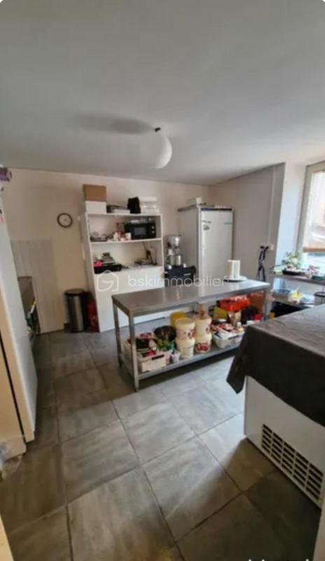 Maison de village - 211 m² - 10 pièces