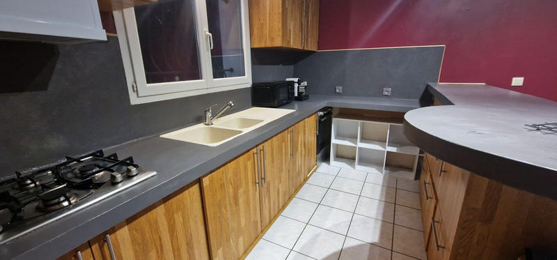 Maison - 80 m² - 4 pièces