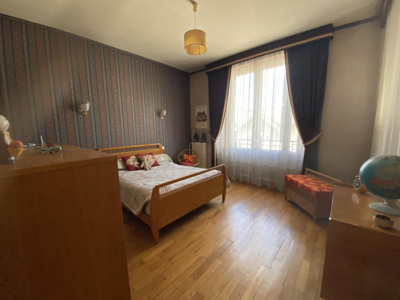 Maison - 160 m² - 6 pièces