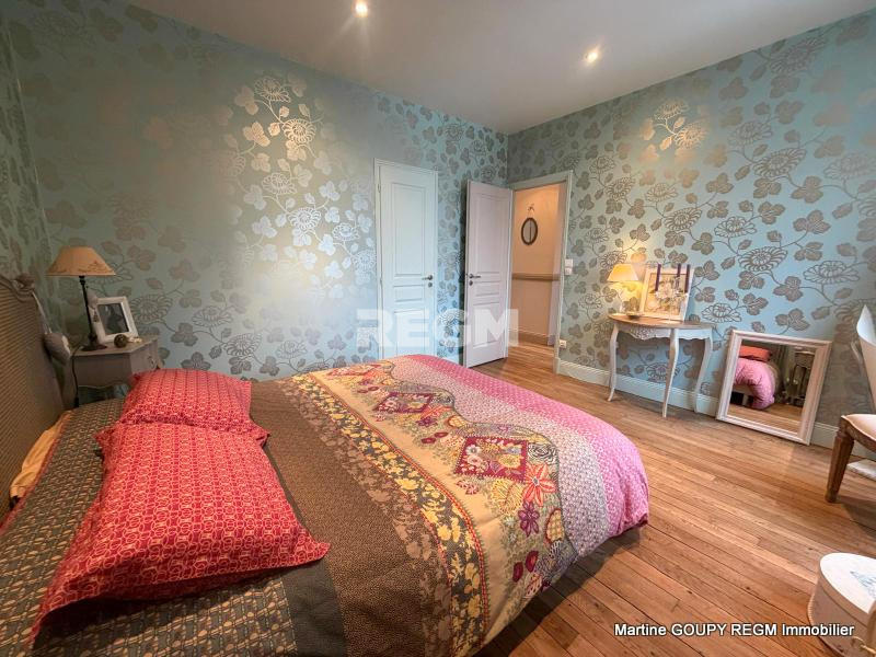 Propriété - 164 m² - 7 pièces