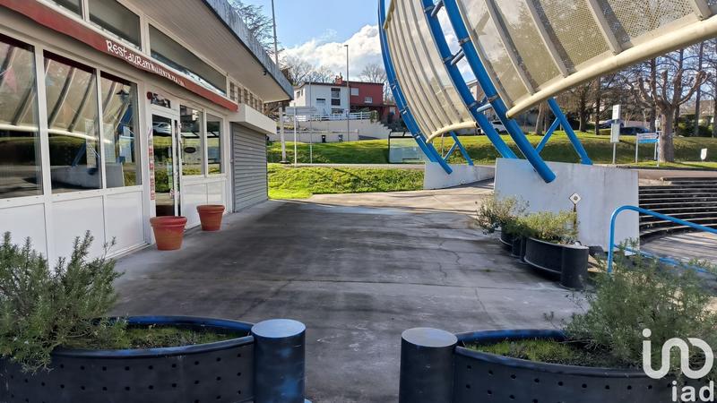 Local commercial - 111 m²