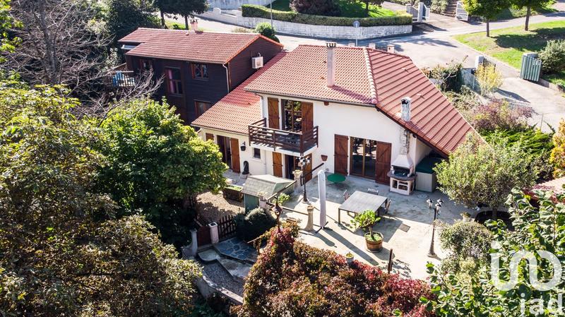 Maison de maîtres - 98 m² - 4 pièces