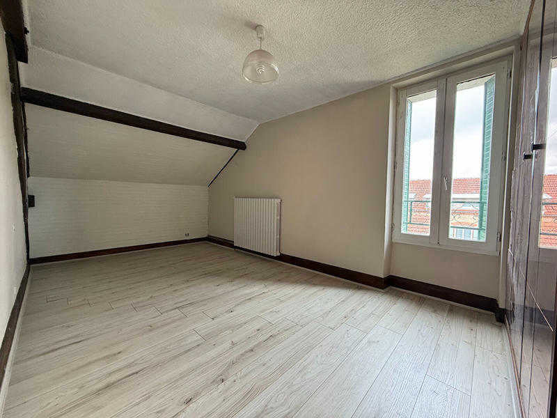 Maison - 150 m² - 7 pièces